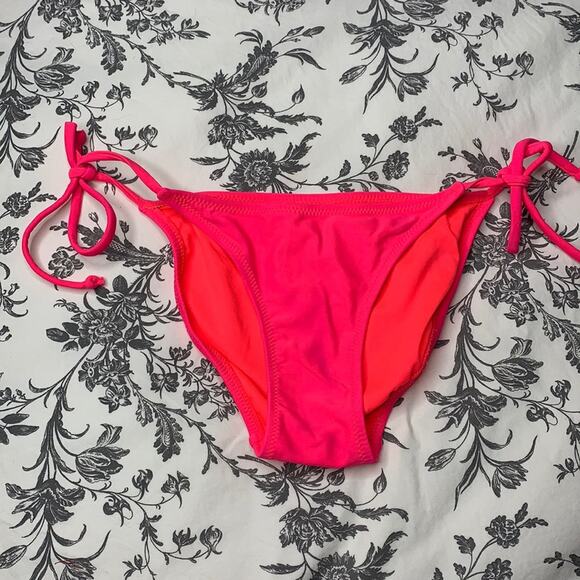 Xhiliration hot pink string bikini bottoms - Picture 1 of 3
